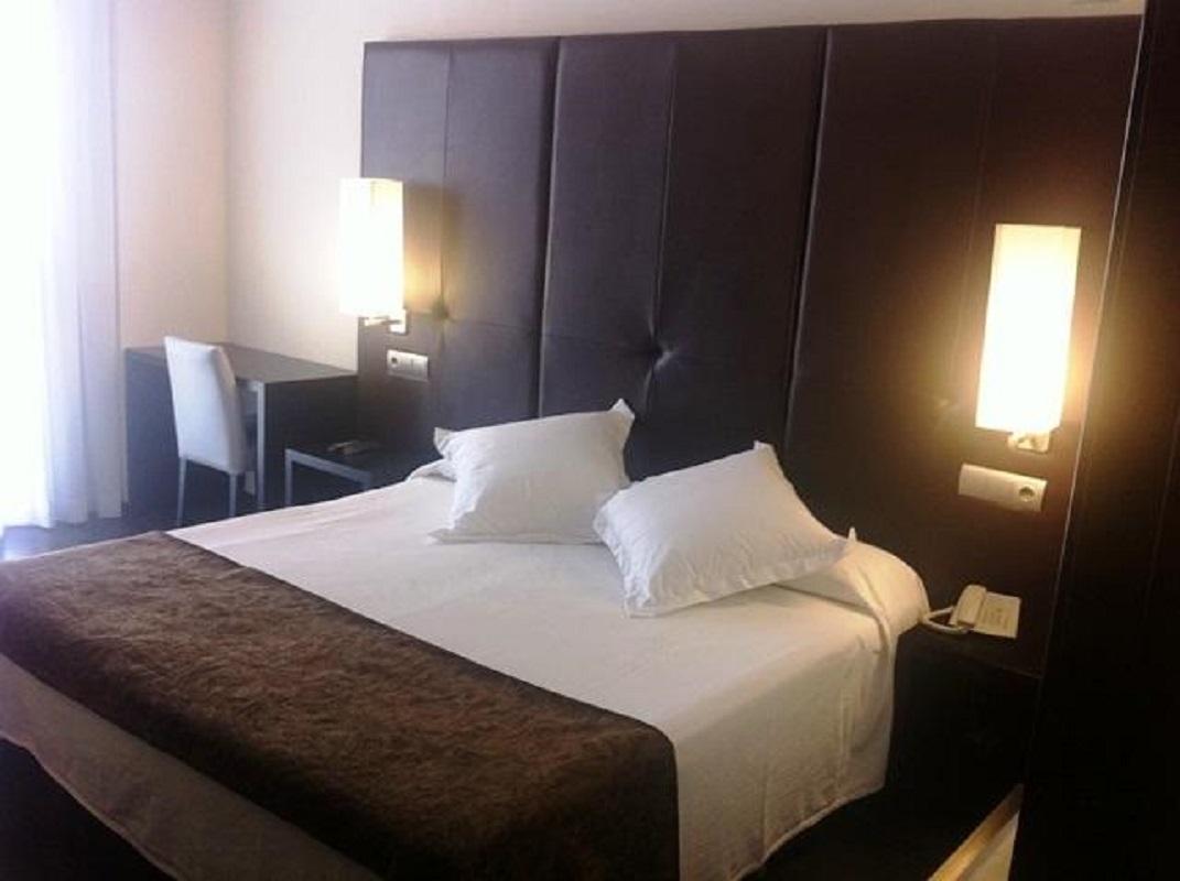 Hotel Diego'S Cambrils Ngoại thất bức ảnh