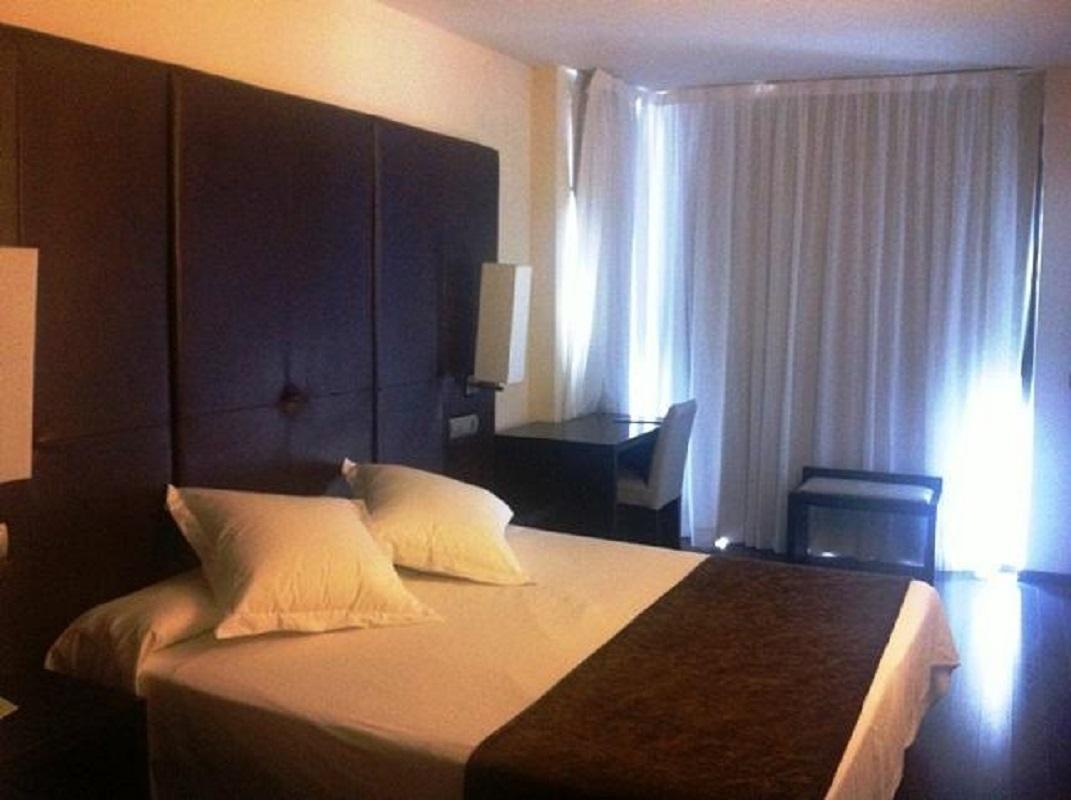 Hotel Diego'S Cambrils Ngoại thất bức ảnh